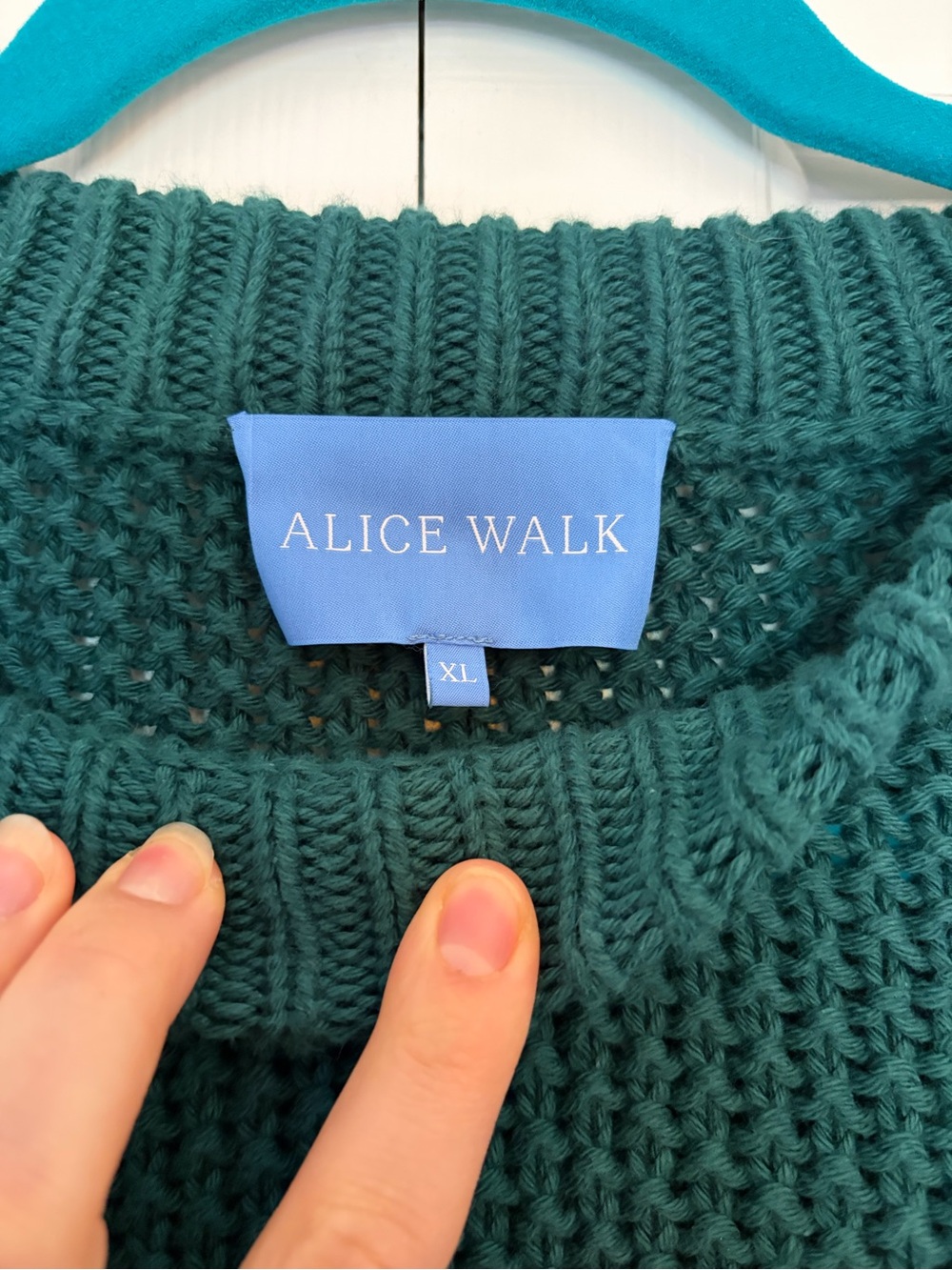 Alice Walk | Classic Cotton Crewneck - Picture 3 of 6
